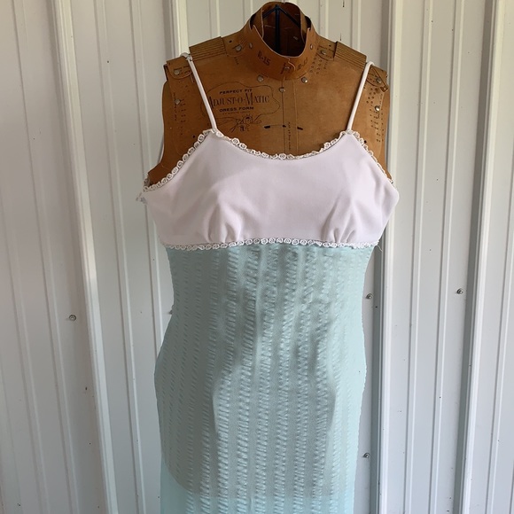 Vintage Nightie - Picture 4 of 7